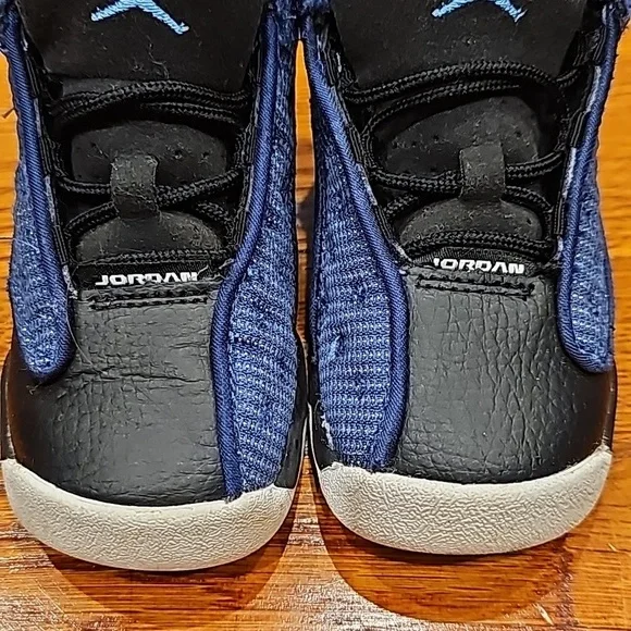 Jordan 13 Retro - Picture 2 of 6